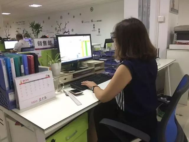 【官方版厨卫】正能量丨郭金环:用心用情做好这份厨卫事业